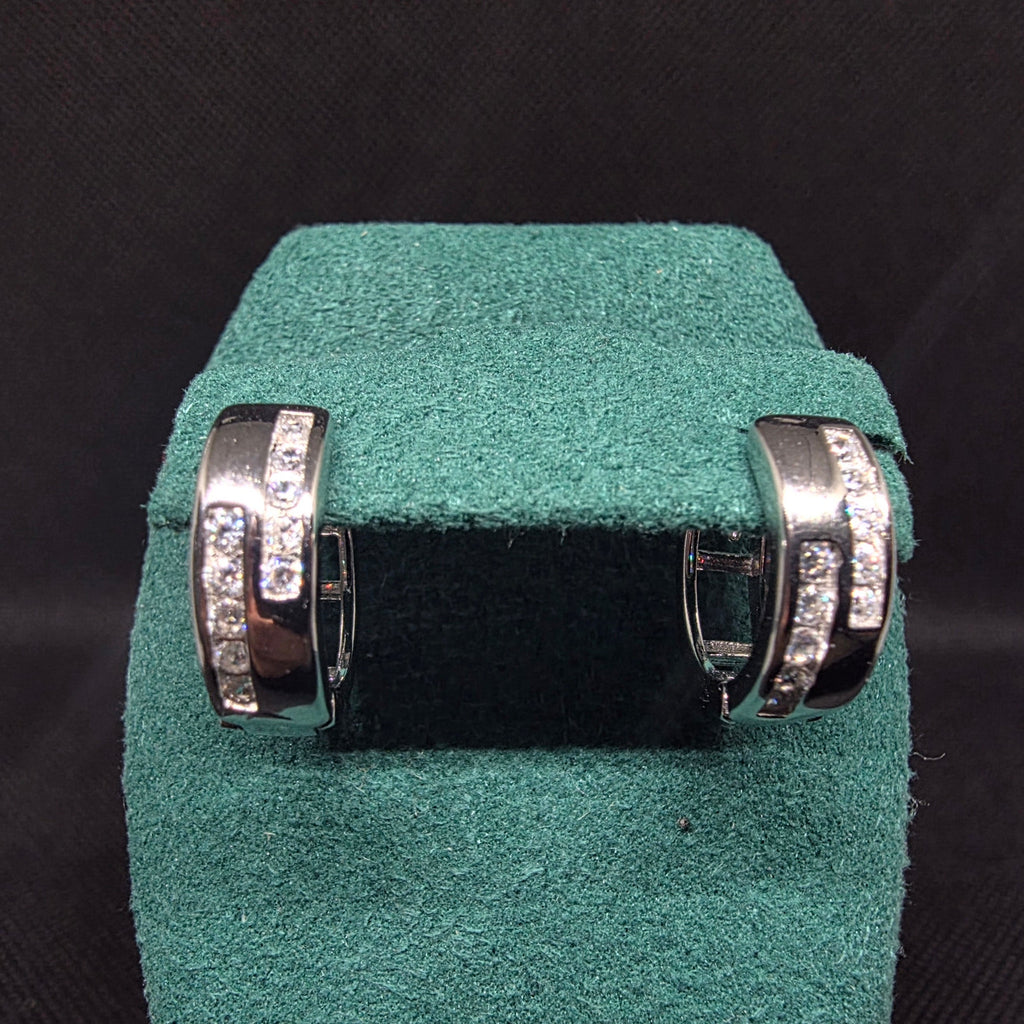 LUSO 92.5% Pure Sterling Silver Charming Crystal Stud Earring