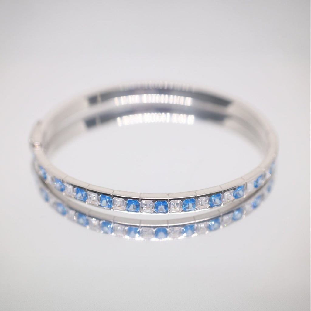 LUSO 92.5% Pure Sterling Silver Bracelet with Emrald Cut Zircons Stones