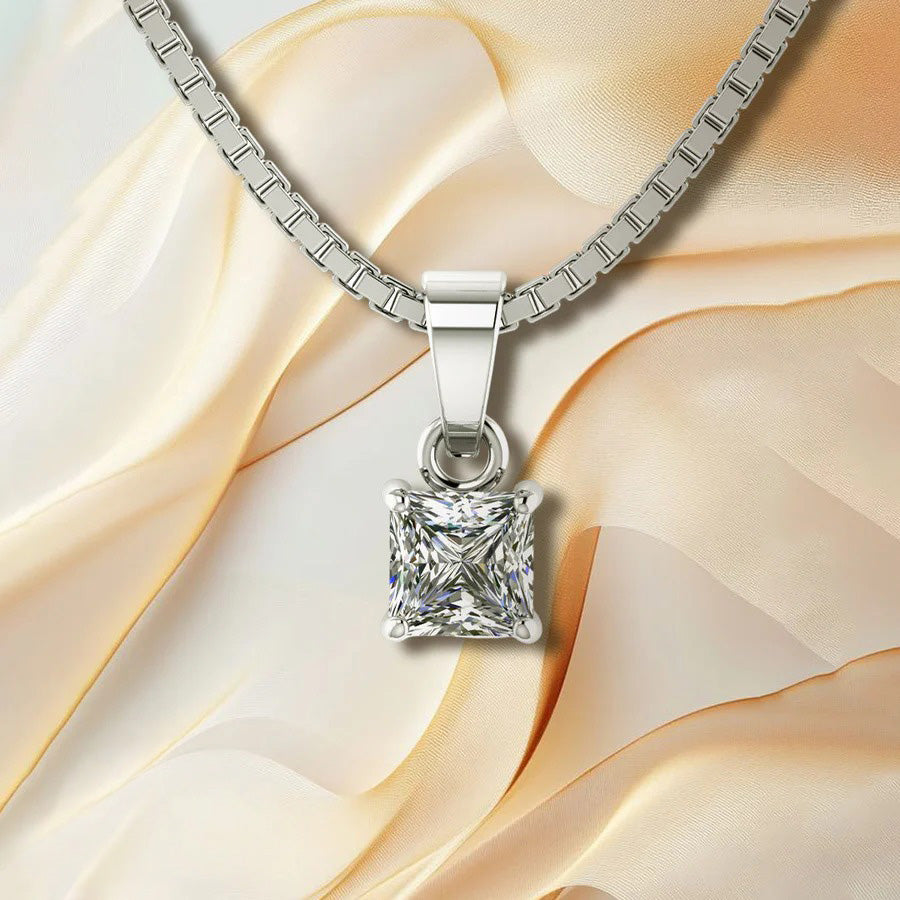 LUSO 925 Sterling Silver Solitaire Pendant with pure Silver Link Chain