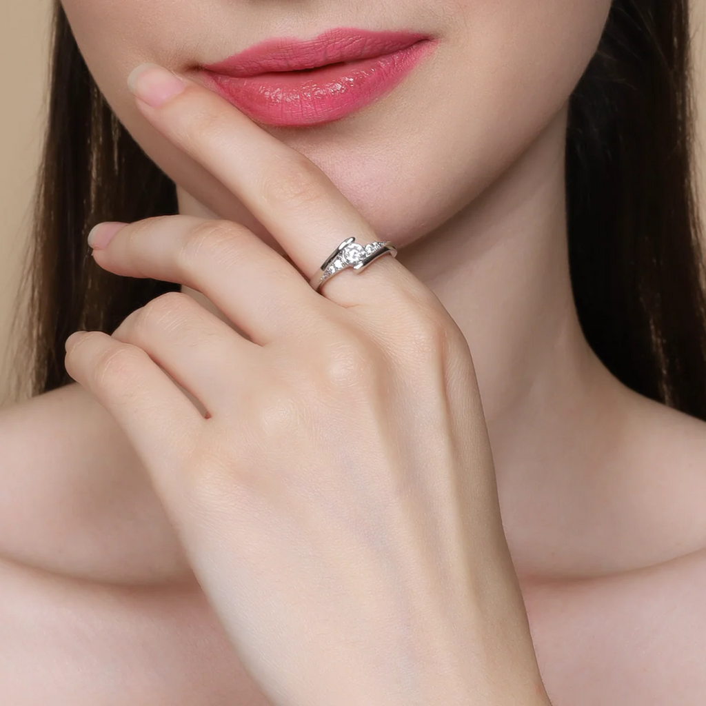 LUSO 92.5% Pure Sterling Silver Crystal Solitaire Diamond Statement Ring