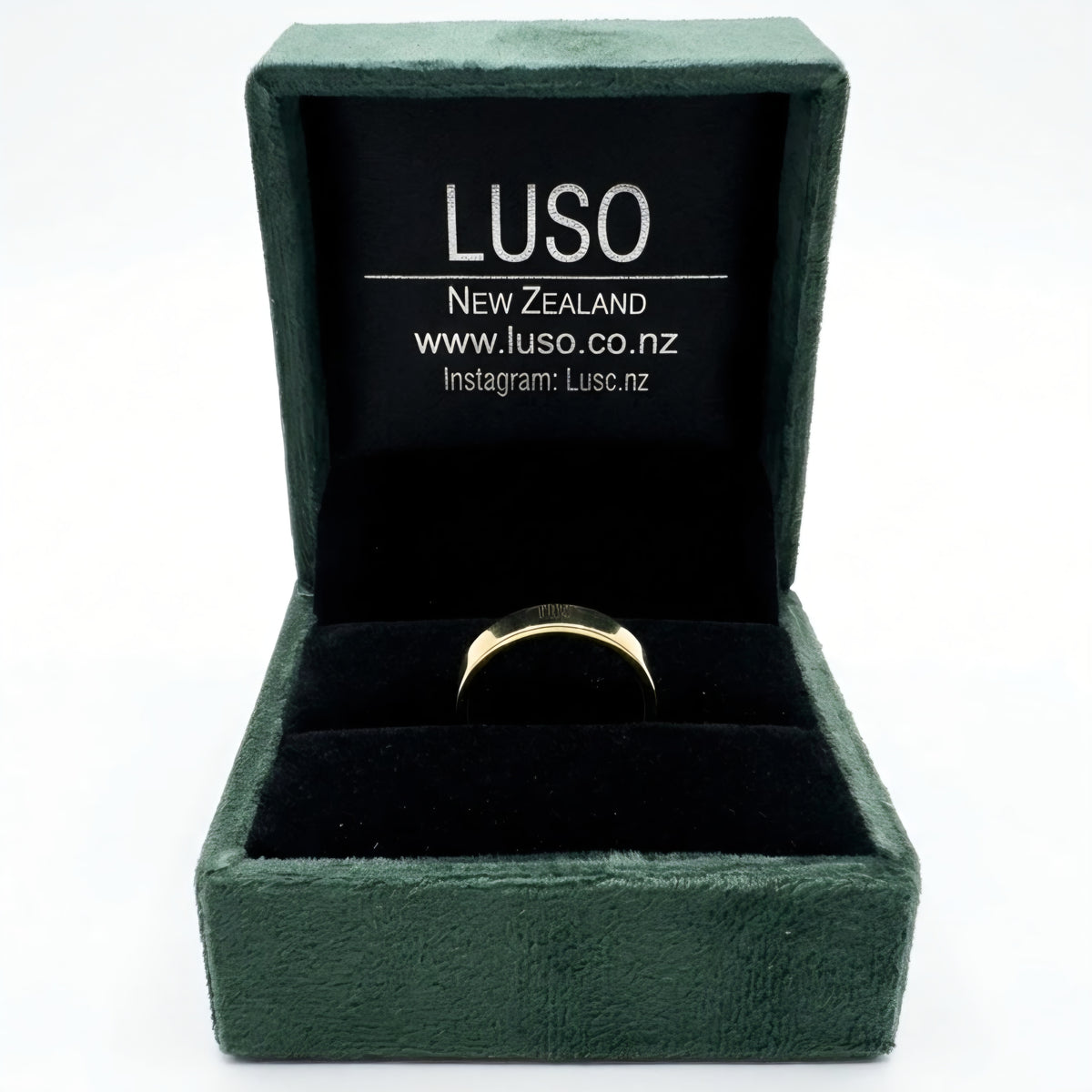9K Solid Yellow Gold Mens Ring Band